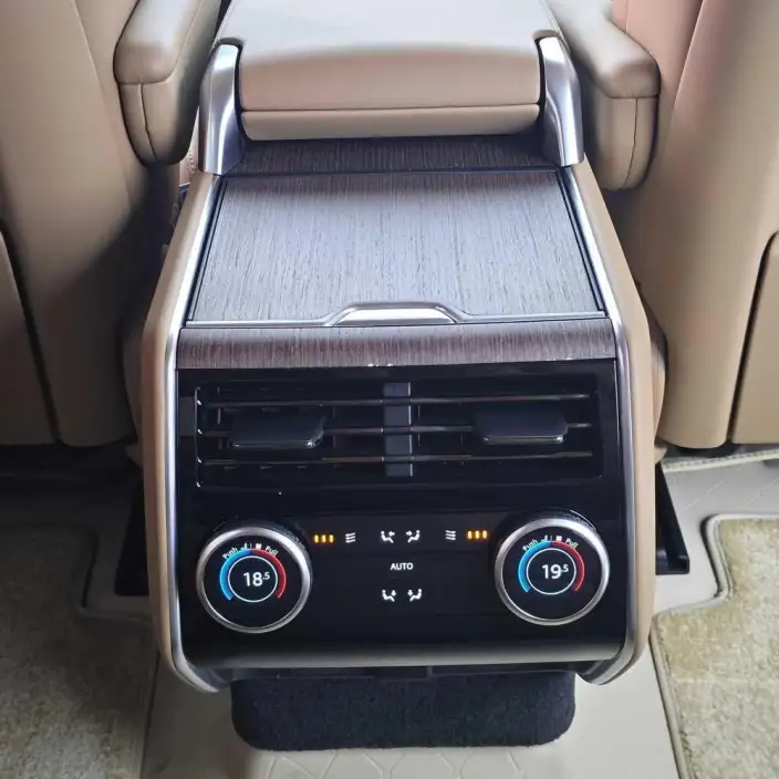 Range Rover 2025 Model 3.0 L6 400PS Shengshi Extended Edition – фото 8