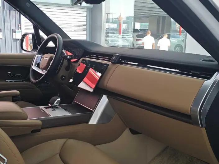 Range Rover 2025 Model 3.0 L6 400PS Shengshi Extended Edition – фото 10
