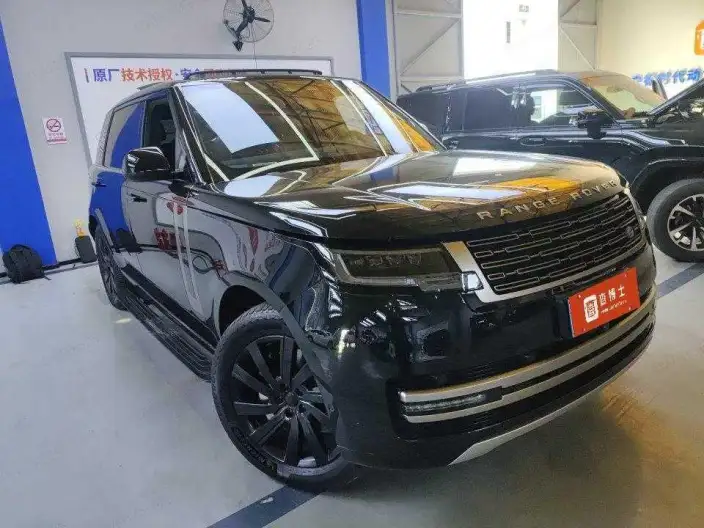 Range Rover 2024 Model 3.0 L6 360PS Shengshi Edition