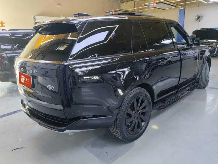Range Rover 2024 Model 3.0 L6 360PS Shengshi Edition