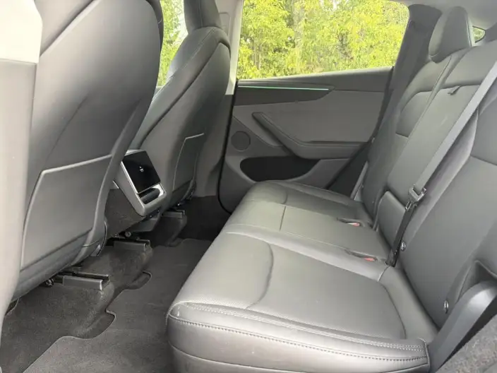 Model Y 2025 Model Rear-wheel drive version – фото 10