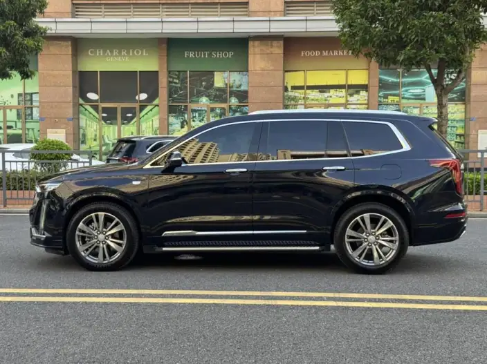 Cadillac XT6 2021 Model 28T VI seat 4WD Luxury Model – фото 4