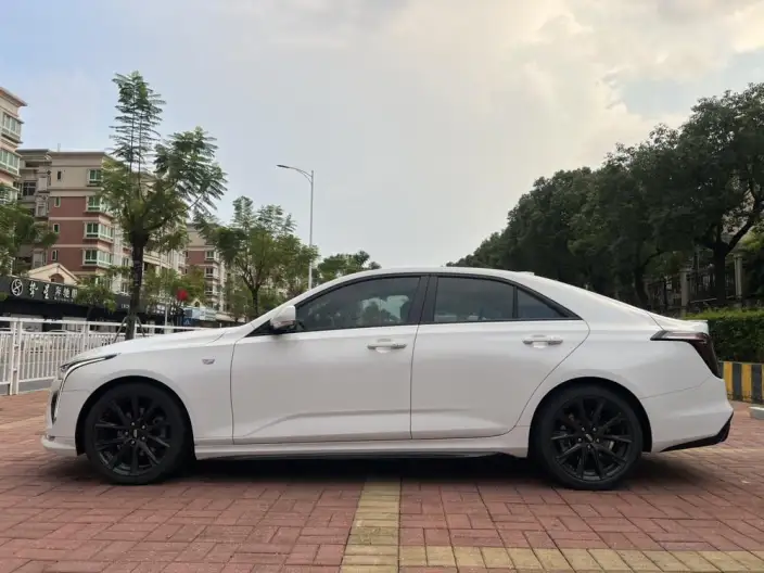 Cadillac CT4 2021 Model 28T Noble Model – фото 4