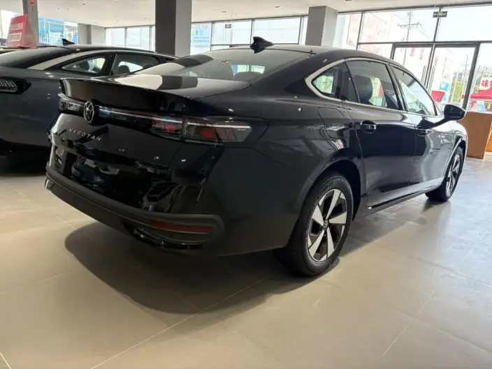Volkswagen Magotan 2026 Model 300TSI Exclusive Edition – фото 5