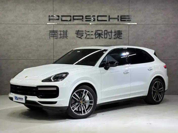 Cayenne 2020 Model Cayenne Turbo 4.0T – фото 1