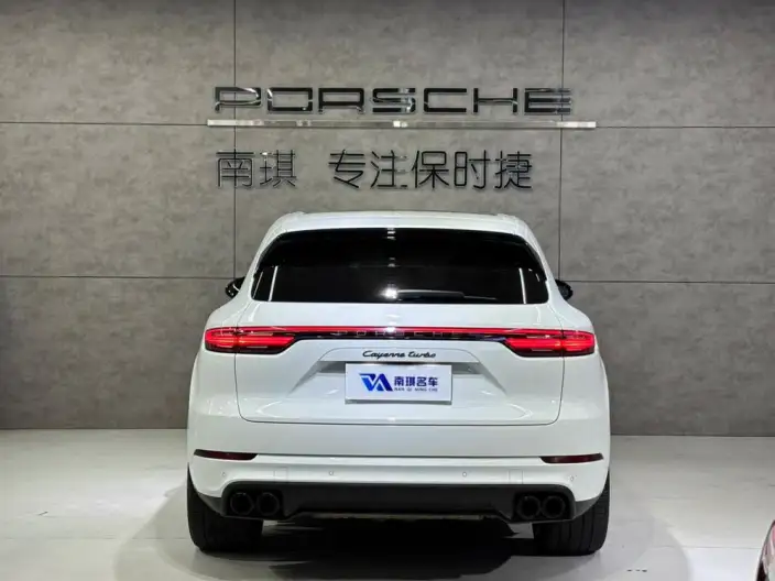 Cayenne 2020 Model Cayenne Turbo 4.0T – фото 4