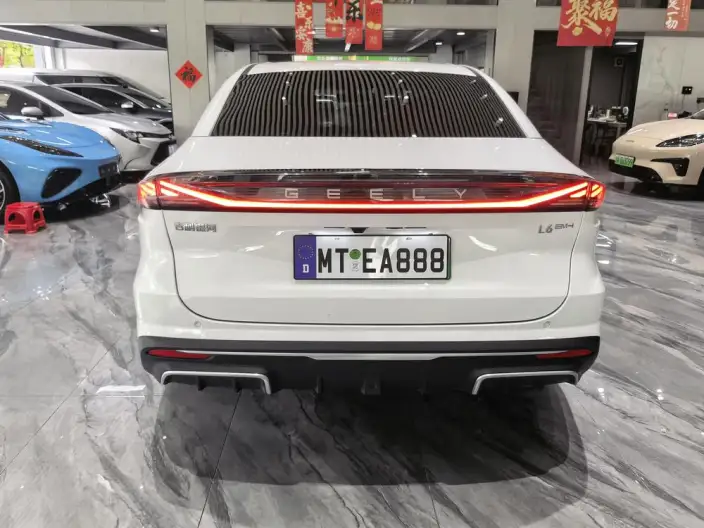 Geely Galaxy L6 2025 Model 1.5 EM-i DHT 60KM Voyage Edition – фото 6