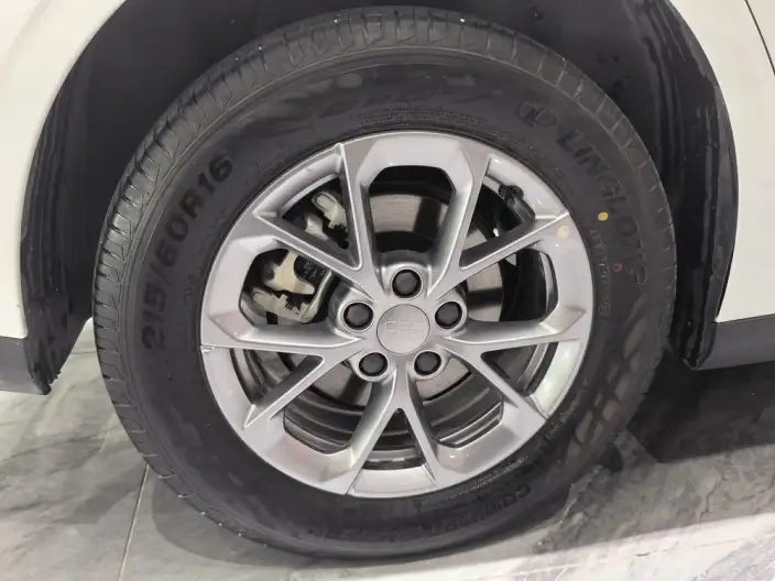 Geely Galaxy L6 2025 Model 1.5 EM-i DHT 60KM Voyage Edition – фото 10