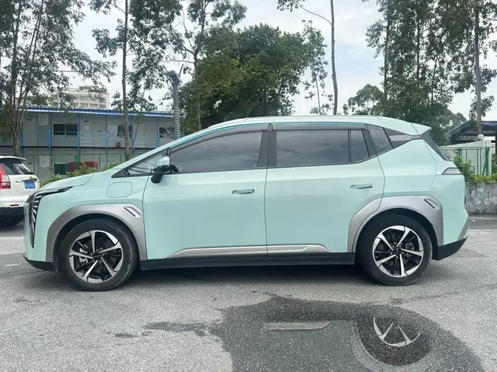AION Y 2023 Model Plus 510 Smart collar Edition
