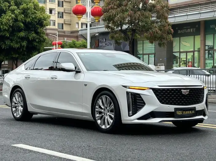 Cadillac CT6 2023 Model 28T Platinum edition – фото 3