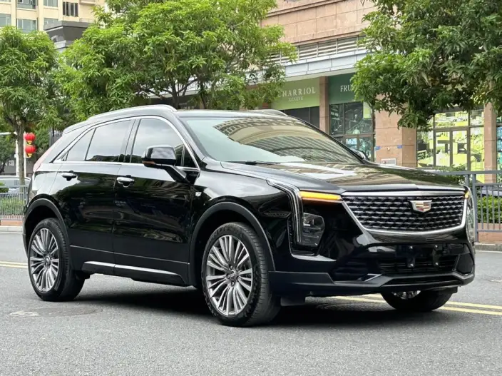 Cadillac XT4 2024 Model 28T 2WD Noble Model – фото 3