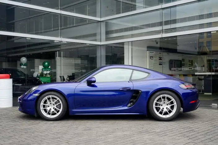 Porsche 718 2020 Model Cayman 2.0T – фото 4