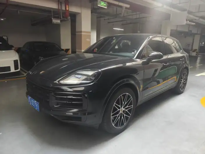 Cayenne 2025 Model Cayenne 3.0T