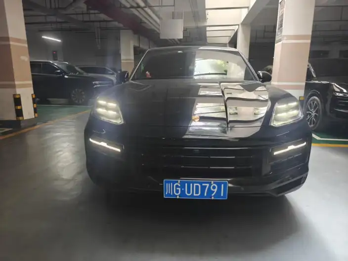 Cayenne 2025 Model Cayenne 3.0T