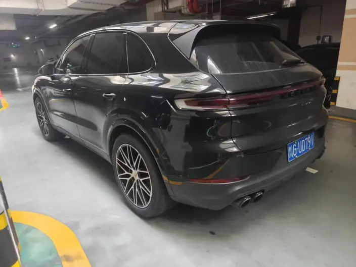 Cayenne 2025 Model Cayenne 3.0T