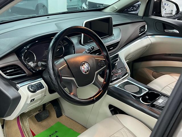 Buick GL8 2022 Land Business Class 652T Comfort – фото 8