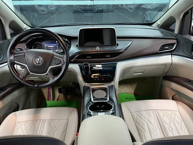 Buick GL8 2022 Land Business Class 652T Comfort – фото 9