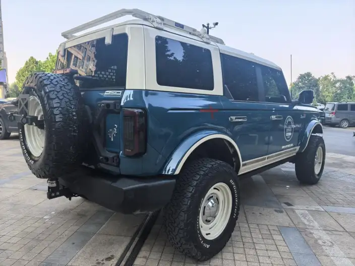 Ford Bronco 2022 Model 2.3T Automatic 4WD 5 seat Parallel Imported – фото 6