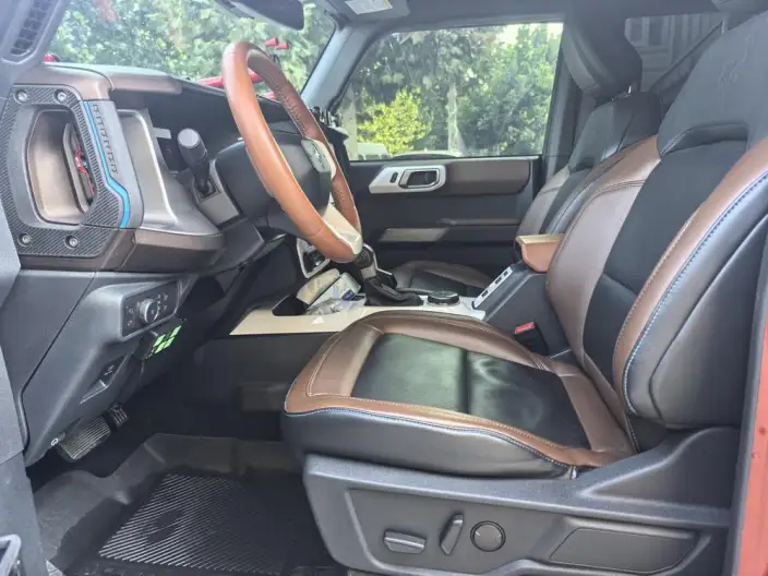 Ford Bronco 2022 Model 2.3T Automatic 4WD 5 seat Parallel Imported – фото 9