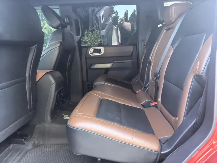 Ford Bronco 2022 Model 2.3T Automatic 4WD 5 seat Parallel Imported – фото 10