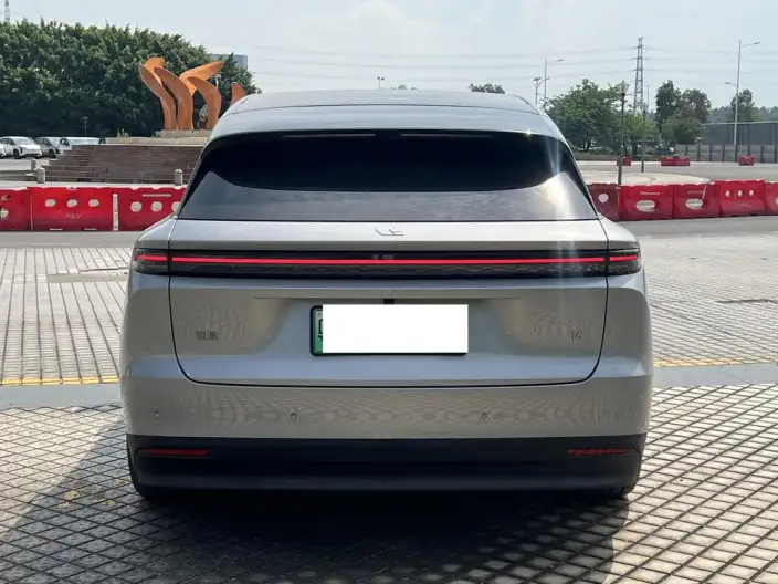 Li Auto i6 2025 Model 4WD Standard Edition – фото 6