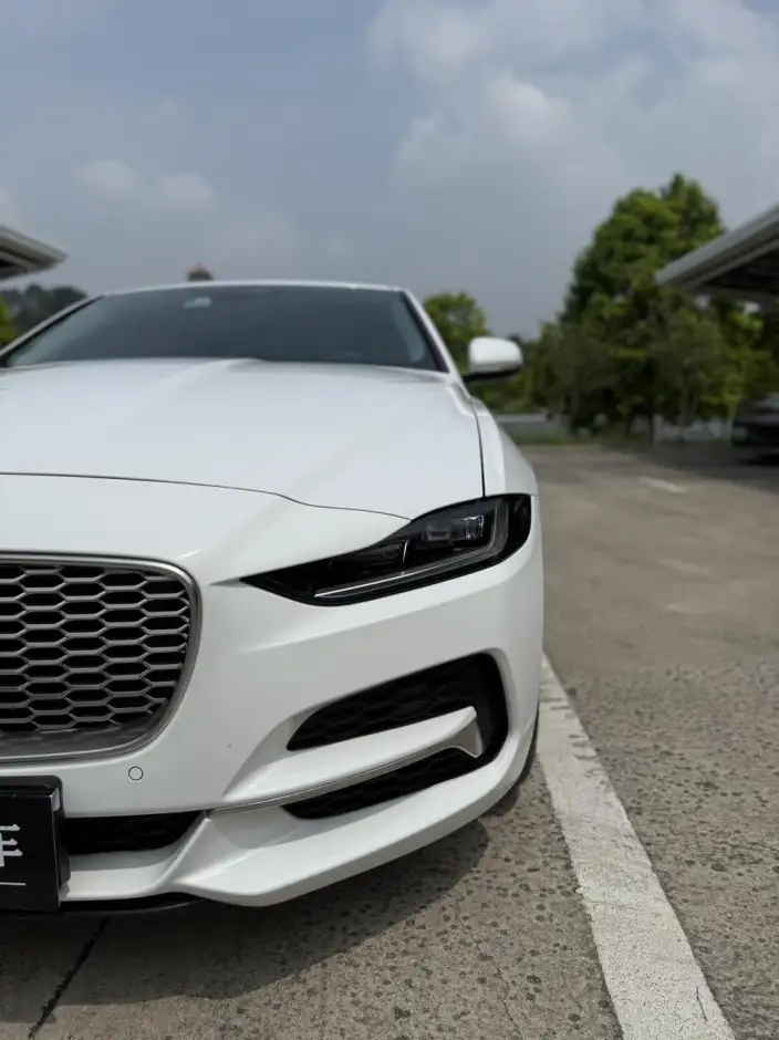 Jaguar XE L 2021 Model 2.0T 250PS S Enterprising Youya Edition – фото 9