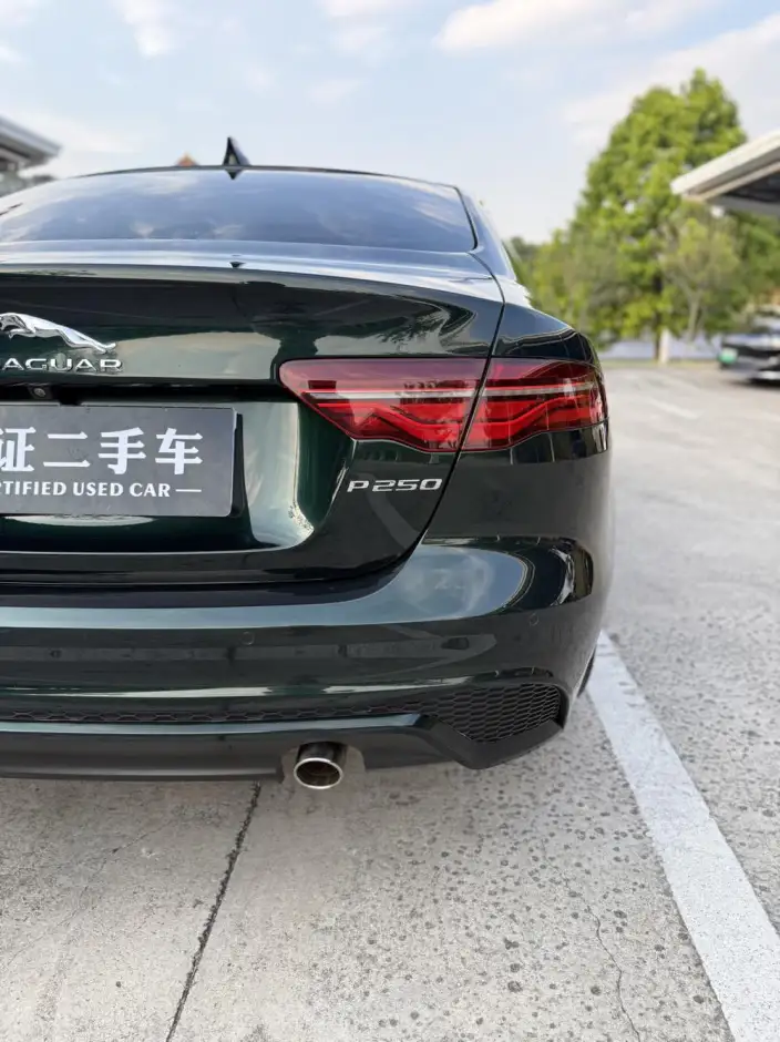 Jaguar XE L 2023 Model 2.0T 250PS R-DYNAMIC S Enterprising Sports Edition – фото 9