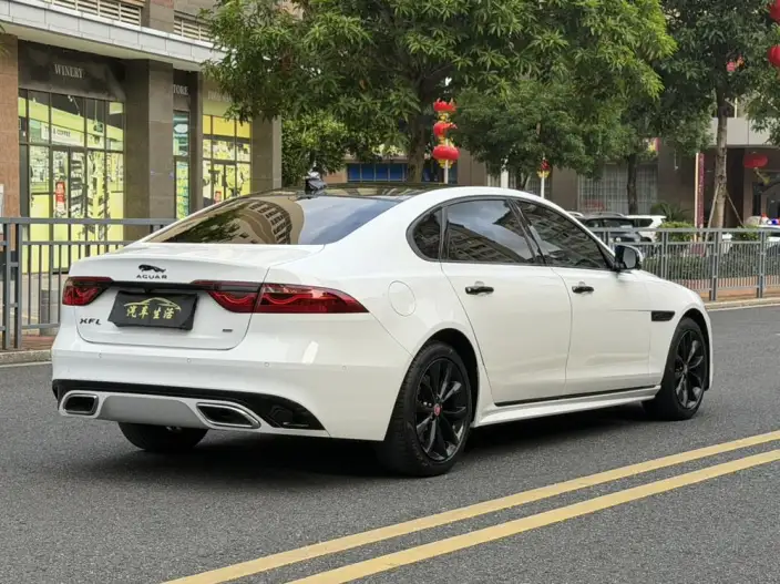 Jaguar XFL 2021 Model 2.0T P250 4WD Obsidian Black Sports Edition – фото 6