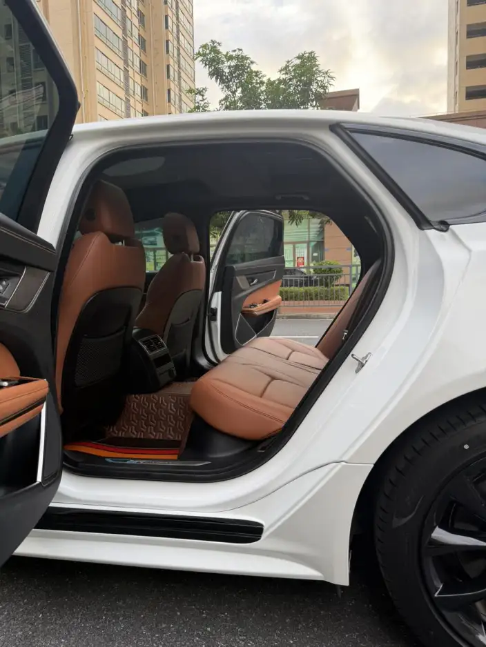 Jaguar XFL 2021 Model 2.0T P250 4WD Obsidian Black Sports Edition – фото 9