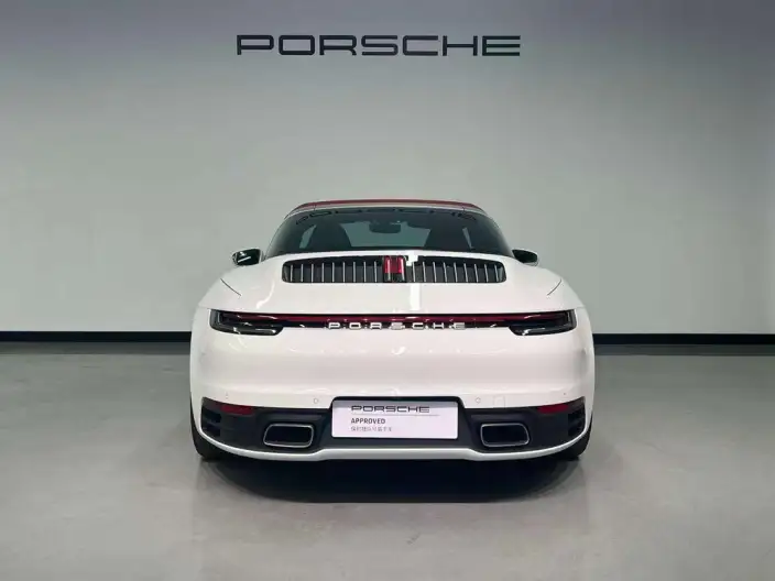 PORSCHE 911 2023 Model Targa 4 3.0T – фото 6