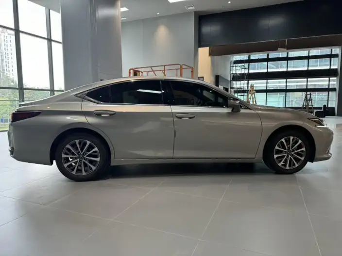 Lexus ES 2024 Model 200 Premium – фото 7