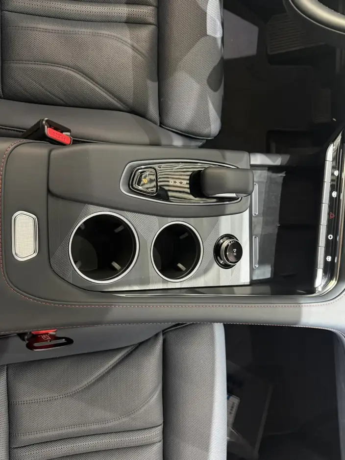 ZEEKR 001 2026 Model Ultra Edition 103kWh 4WD – фото 8
