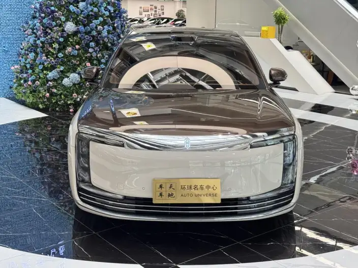 Zunjie S800 2025 Model Extended Range Starlight Executive Edition 4 seat