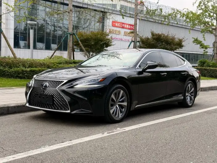 Lexus LS 2020 Model 500h Superior Edition China VI – фото 1