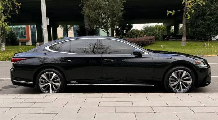 Lexus LS 2020 Model 500h Superior Edition China VI – фото 5