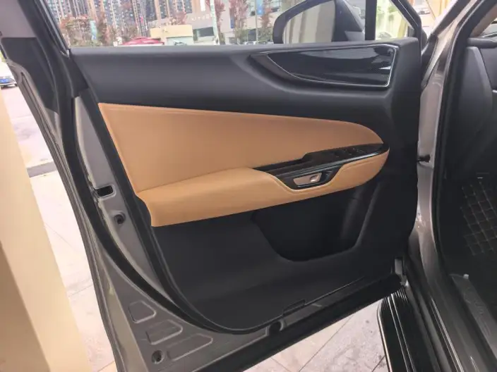 Lexus NX 2025 Model 350h Qian Drive JOY – фото 8