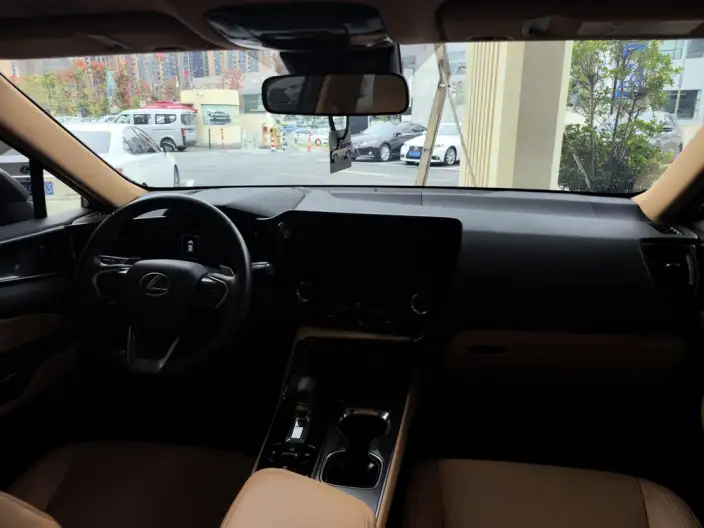 Lexus NX 2025 Model 350h Qian Drive JOY – фото 9
