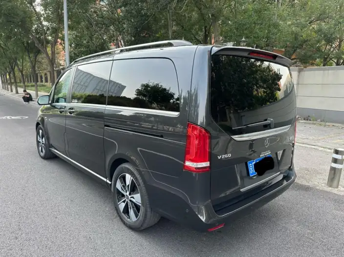 Mercedes-Benz V-Class 2022 Model V 260 Premium Edition – фото 3