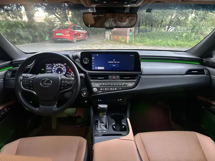 Lexus ES 2022 Model 300h Superior Edition – фото 7
