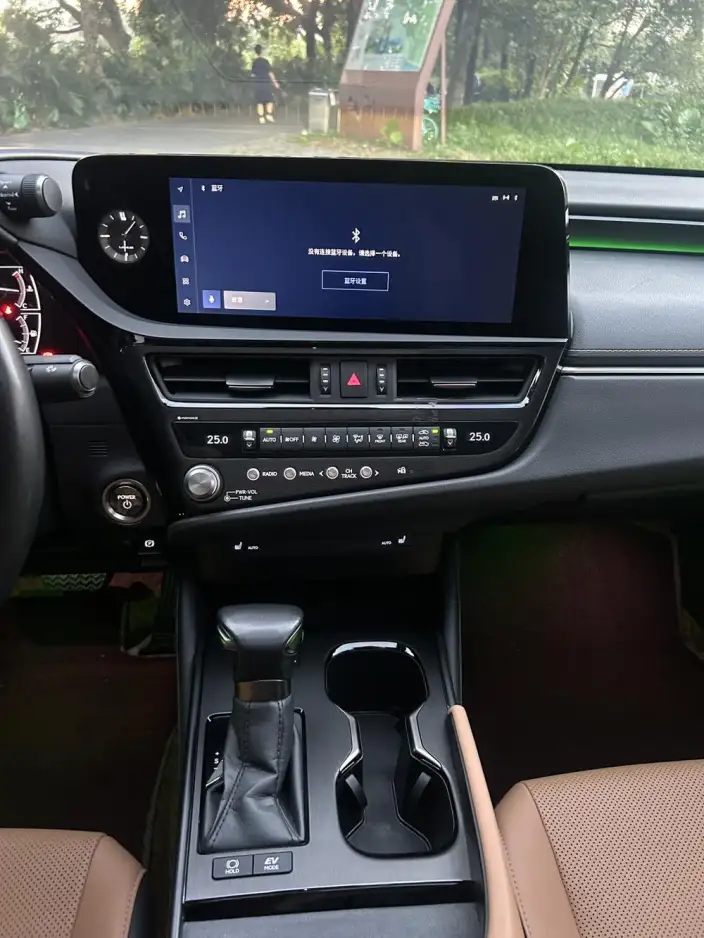 Lexus ES 2022 Model 300h Superior Edition – фото 8