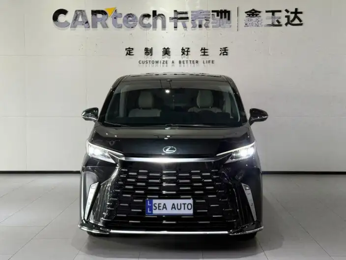 Lexus LM 2023 Model 500h DIRECT4 VI seat Respect Edition