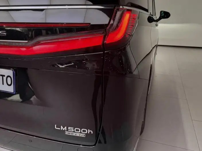 Lexus LM 2023 Model 500h DIRECT4 VI seat Respect Edition – фото 8