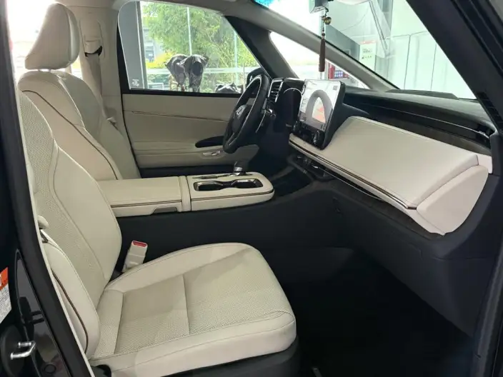 Lexus LM 2023 Model 500h DIRECT4 VI seat Respect Edition – фото 10