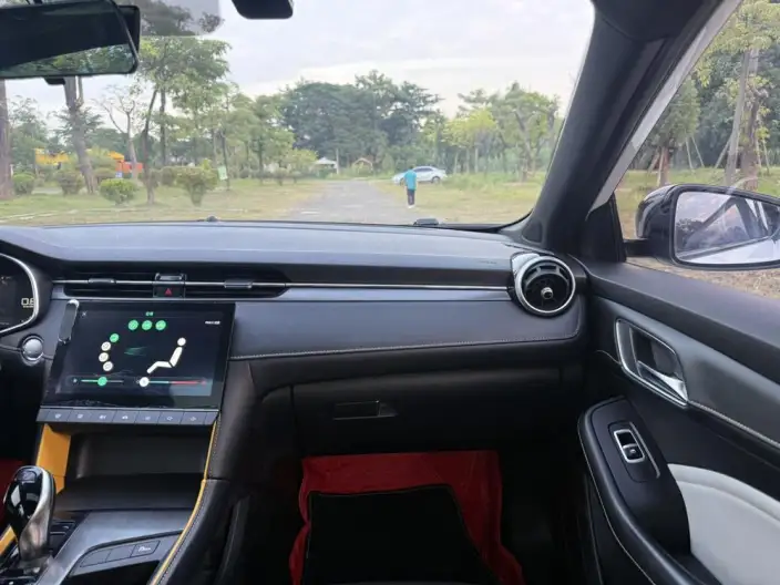 MG6 2021 Model Pro 1.5T Automatic Trophy Deluxe Edition – фото 10
