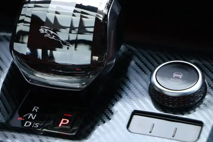 Jaguar F-PACE 2021 Model 340PS R-Dynamic SE