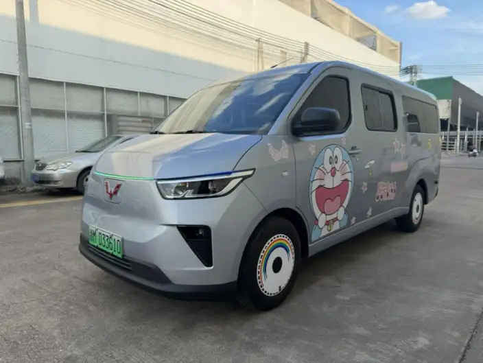 Wuling Yangguang 2026 Model 440km Passenger car Edition Comfort Model 6 seat