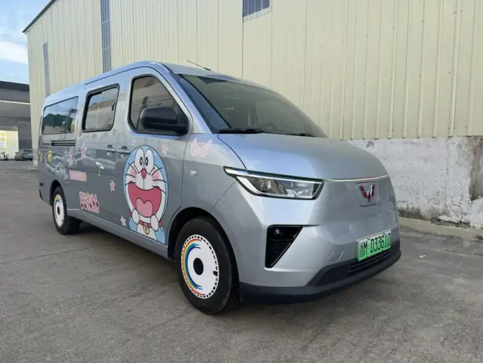 Wuling Yangguang 2026 Model 440km Passenger car Edition Comfort Model 6 seat