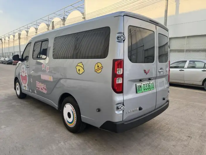 Wuling Yangguang 2026 Model 440km Passenger car Edition Comfort Model 6 seat