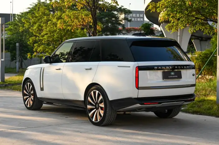 Range Rover 2026 Model 3.0 L6 400PS SE Long axis Edition