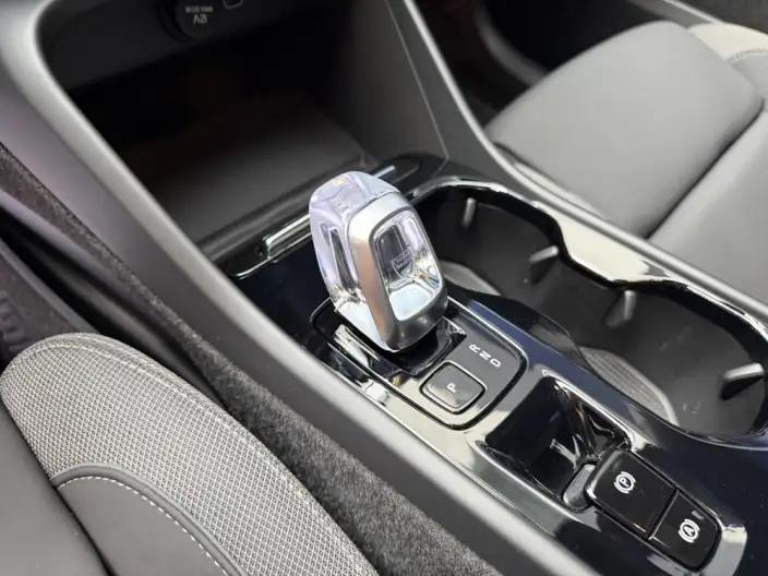 Volvo XC40 2023 Model B3 Smart Range Deluxe Edition – фото 9